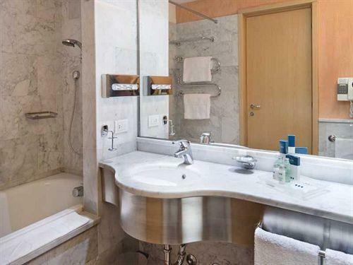 Hotel UNA Tocq