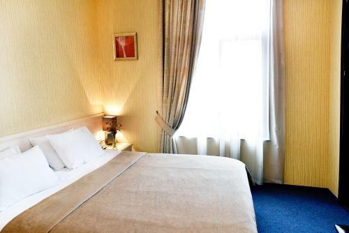Sharden Hotel