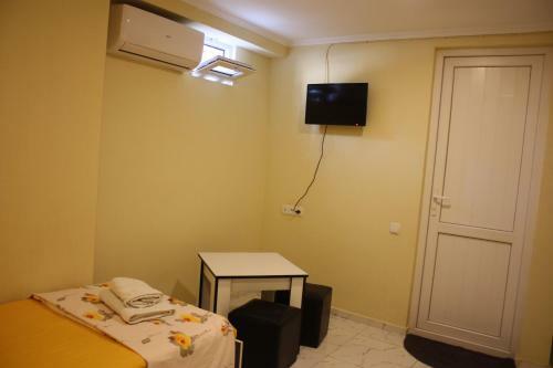 Paradise Hotel