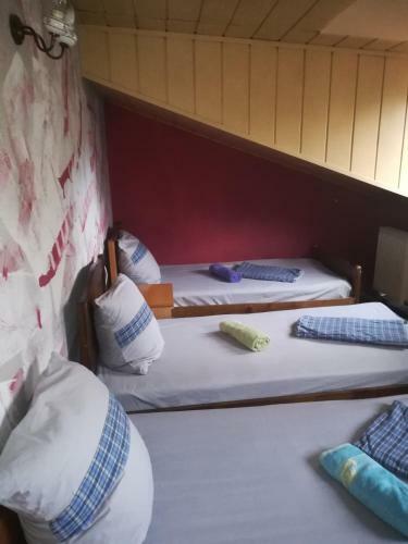Hostal St Hostel