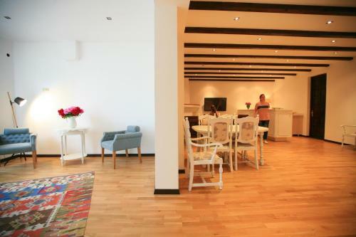 Vera House Hotel
