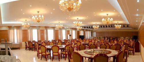 Fund Hotel