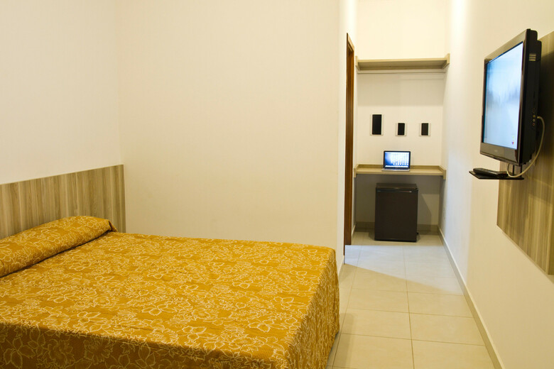 Eden Park Hotel