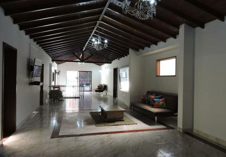Hotel Porton Colonial