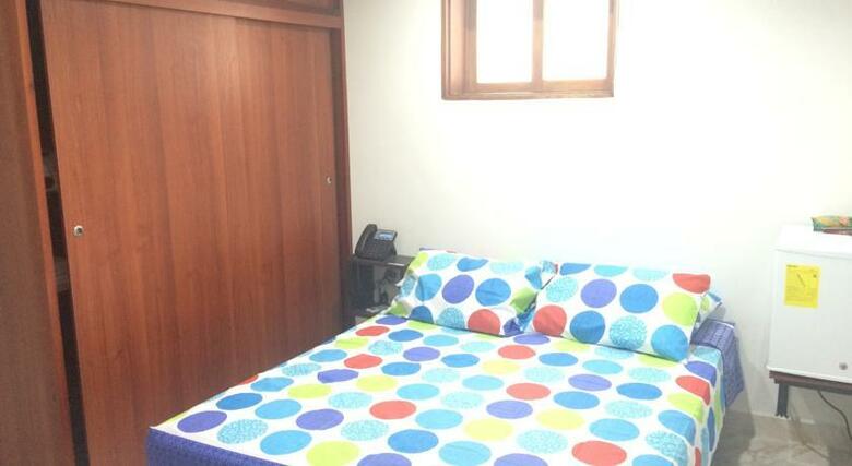 Hotel Porton Colonial