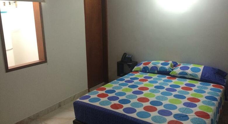 Hotel Porton Colonial