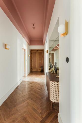 Angelus Apartments