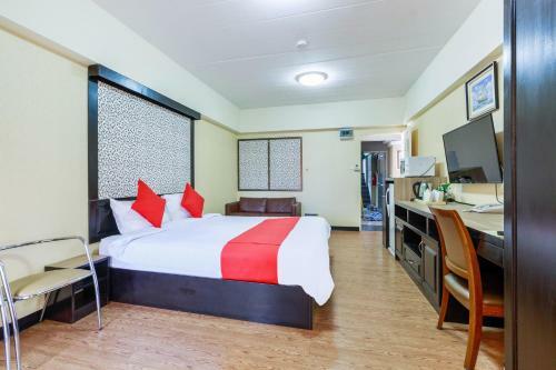 P-park Hotel Near Yanhee Hospital
