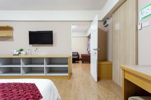 P-park Hotel Near Yanhee Hospital