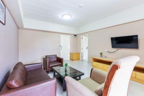 P-park Hotel Near Yanhee Hospital