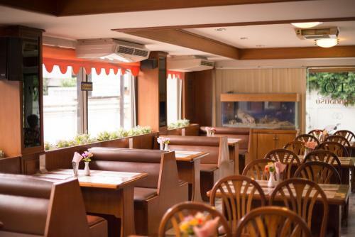 Siam Palace Hotel Sha Certified