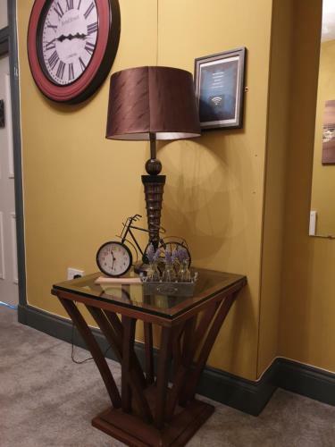 Hostal Dundee Terrace - Rooms In The City