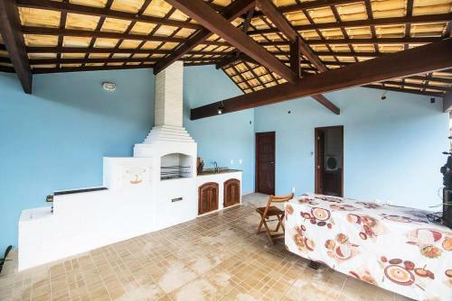 Casa Em Cond Fechado Com Wifi, Piscina E Churrasq