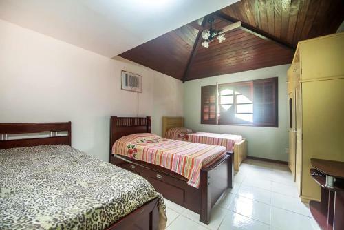 Casa Em Cond Fechado Com Wifi, Piscina E Churrasq
