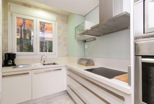 Vista Real Apartment By Ghr Rentals