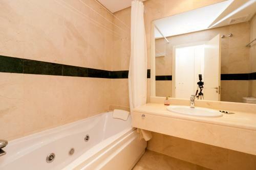 Vista Real Apartment By Ghr Rentals