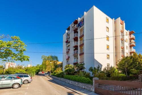 Apartment Lero