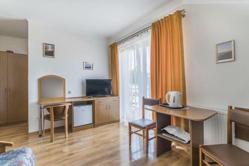 Family Inn