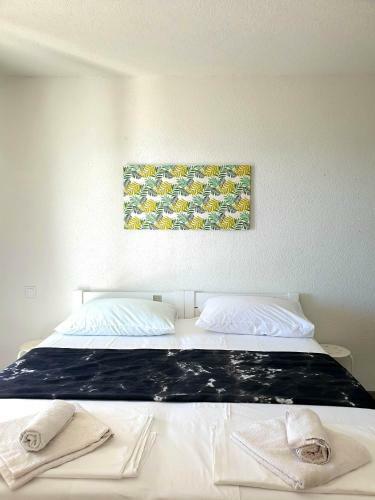 Hostal Anifil Pool Apartments