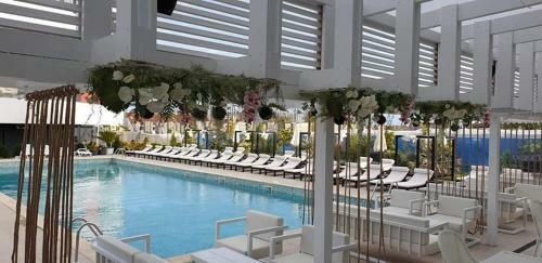 Complex Zigzag - Apartament 3 Camere Cu Piscina Mamaia Nord