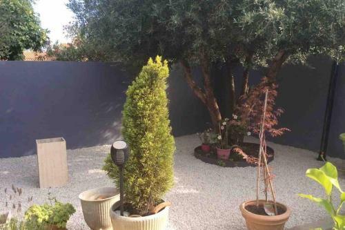 Pres de Nimes, Villa Lamarli, 4/6 Pers, Spa Prive