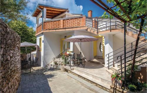 Two-bedroom Apartment In Novi Vinodolski