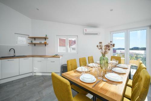 Apartamento Viaadria Residence