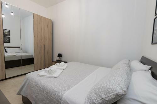 Drooms.