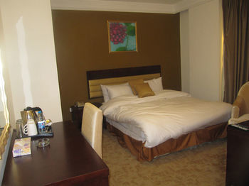 Sandy Le Oriental Hotel