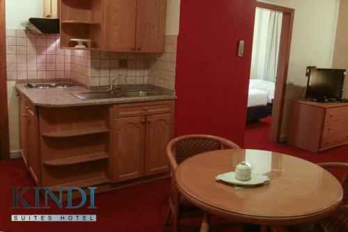 Kindi Hotel And Suites