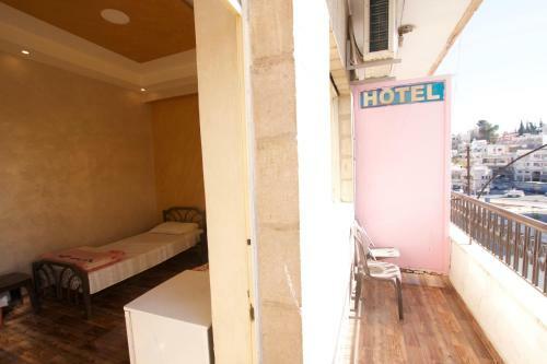 Sun Rise Hotel