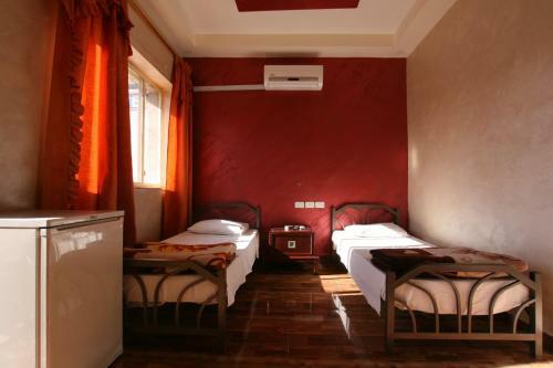 Sun Rise Hotel