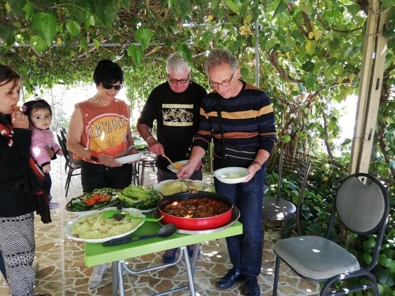 Caravan Hotel