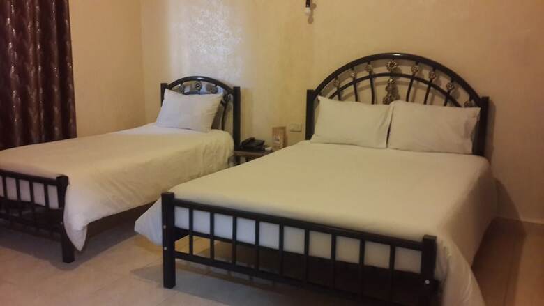 Caravan Hotel