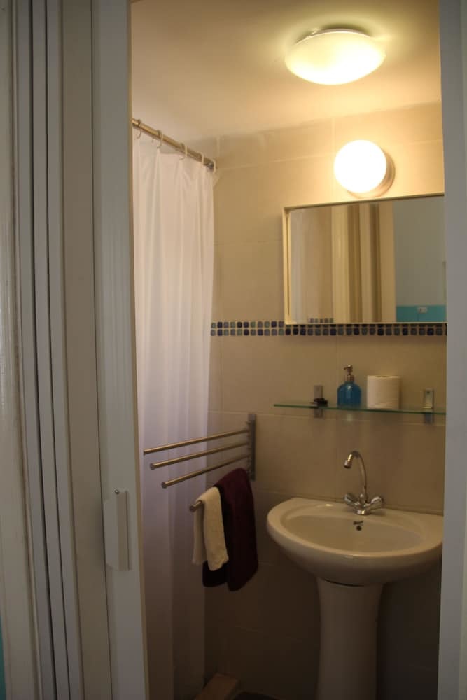 Hostal Hawa Guest House