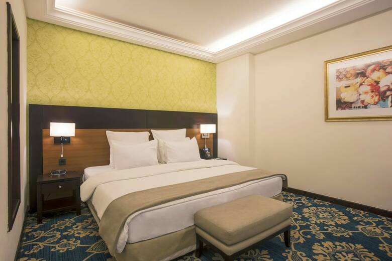 Corp Amman Hotel