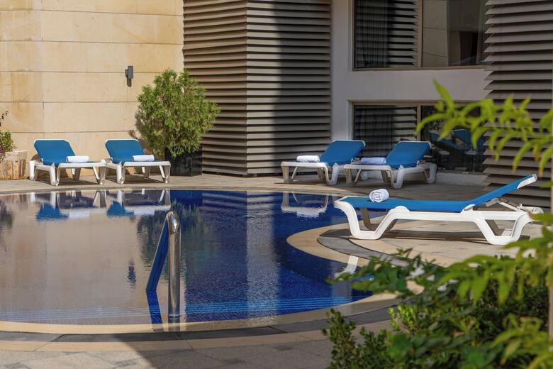 Corp Amman Hotel