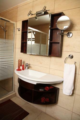 Hisham Hotel