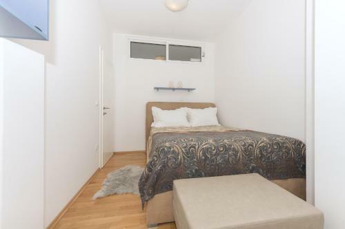 Long Apartment