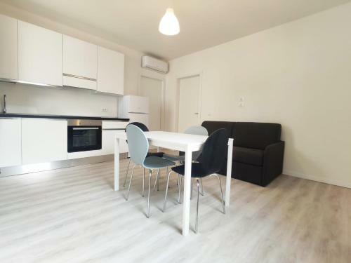 Apartamento Volta - Appena Ristrutturato - 100 Mt Da Piazza Mazzini