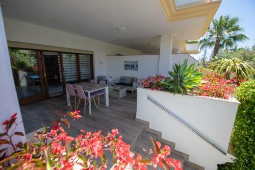 Luxury Apartment At Lomas Del Rey, Puente Romano