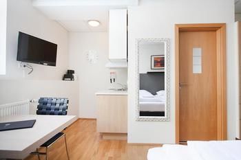 Einholt Apartments