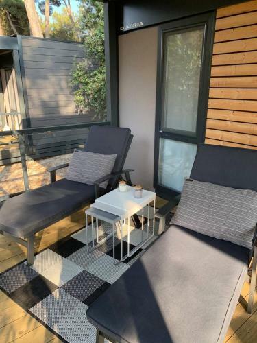 Rovinia Mobile Home