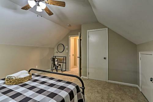 Modern East Stroudsburg Home With Gas Grill!