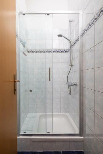 Amazing Panorama Rooms & Apartments