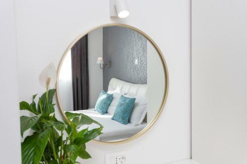 New * Modern Stylish Sea & Mountain View Apartment