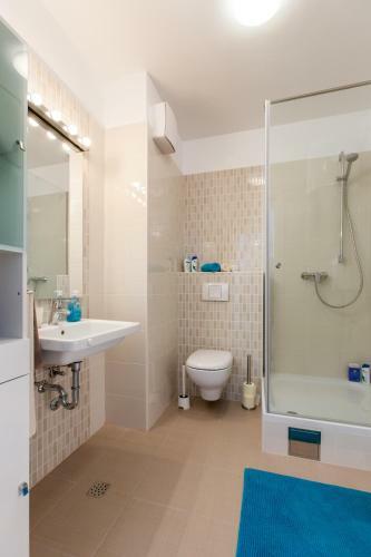 Blue Pearl Apartment