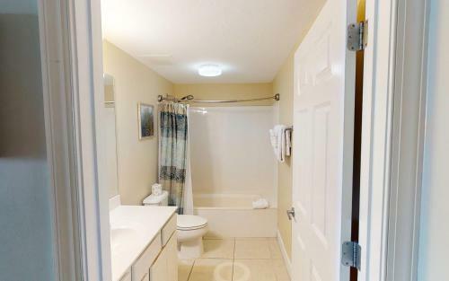 Brightly Furnished Beachfront Condo - 7th Floor Gulf View!