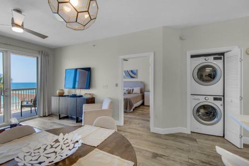 Brightly Furnished Beachfront Condominium