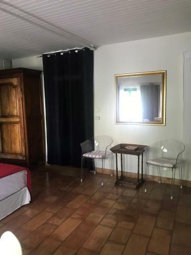 G�te de Charme Au Calme - Avignon � 5 Minutes